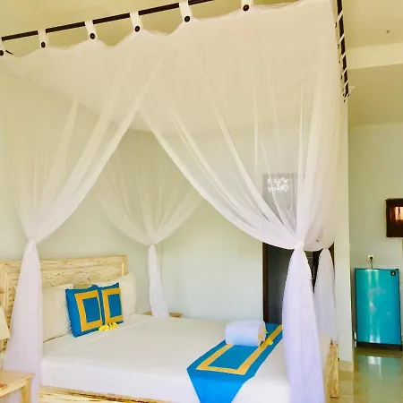D'Uma Amed Homestay Exterior photo